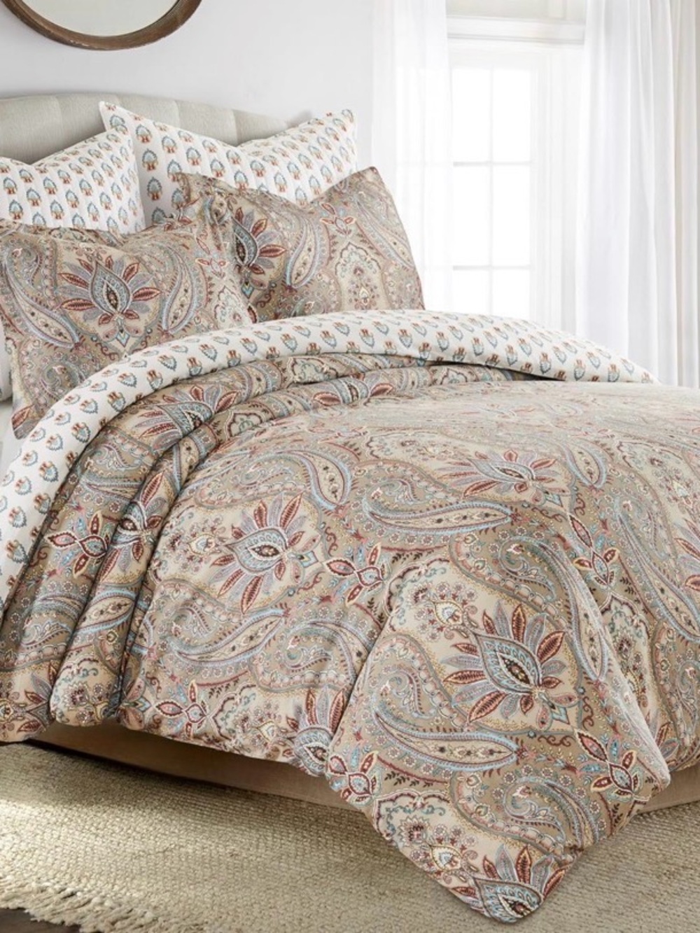 Levtex Home Kasey Comforter Set 3 Pc- Full/Queen 90x94 In